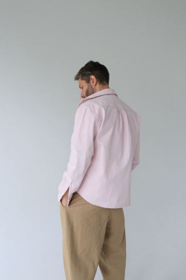Розовая мужская рубашка из плотного хлопка