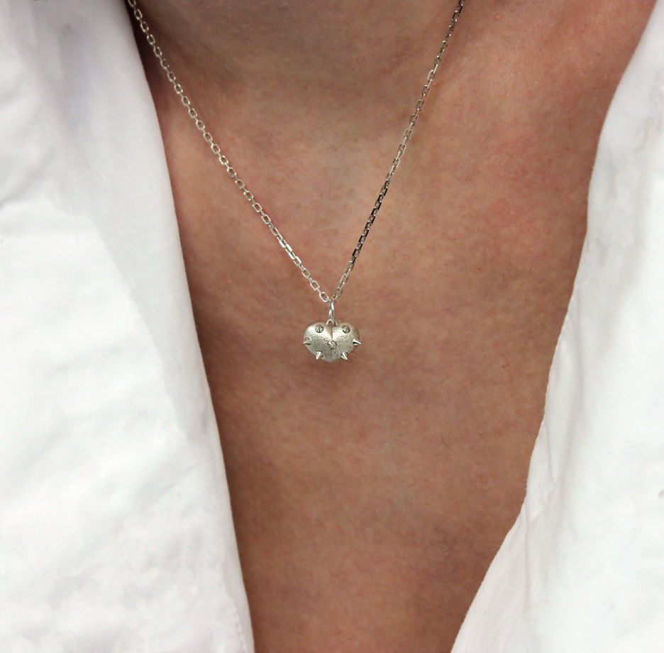 Подвеска на цепочке Spike heart