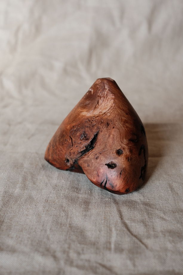 Интерьерная ваза для сухоцветов