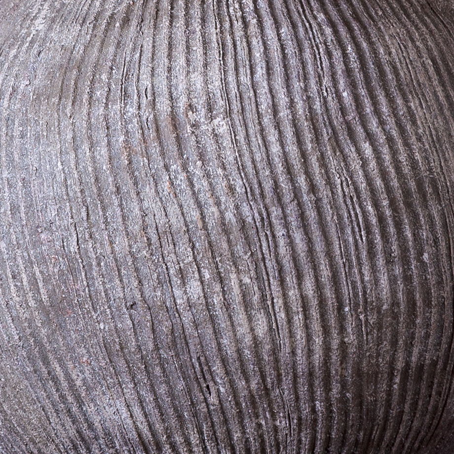 Настольная керамическая лампа ручной работы со светлым абажуром «Vabisabi 10»