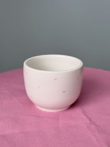 Чашка белая ручной работы, "Леденцы"