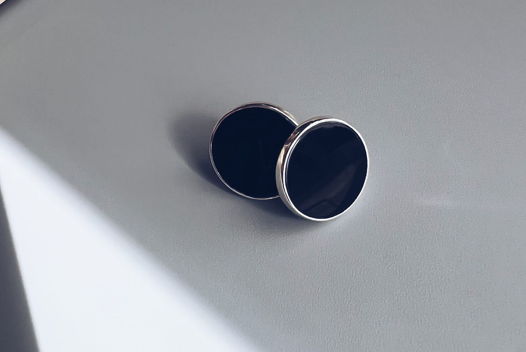 СЕРЕБРЯНЫЕ СЕРЬГИ-ПУСЕТЫ С ОНИКСОМ 17 ММ