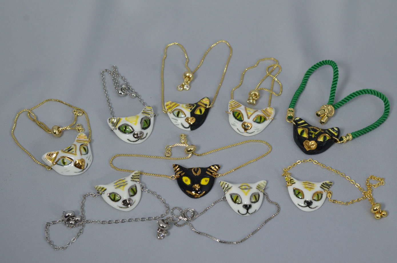 Браслет Bastet (Бастет) на цепочке со стопером (фарфор+золото)