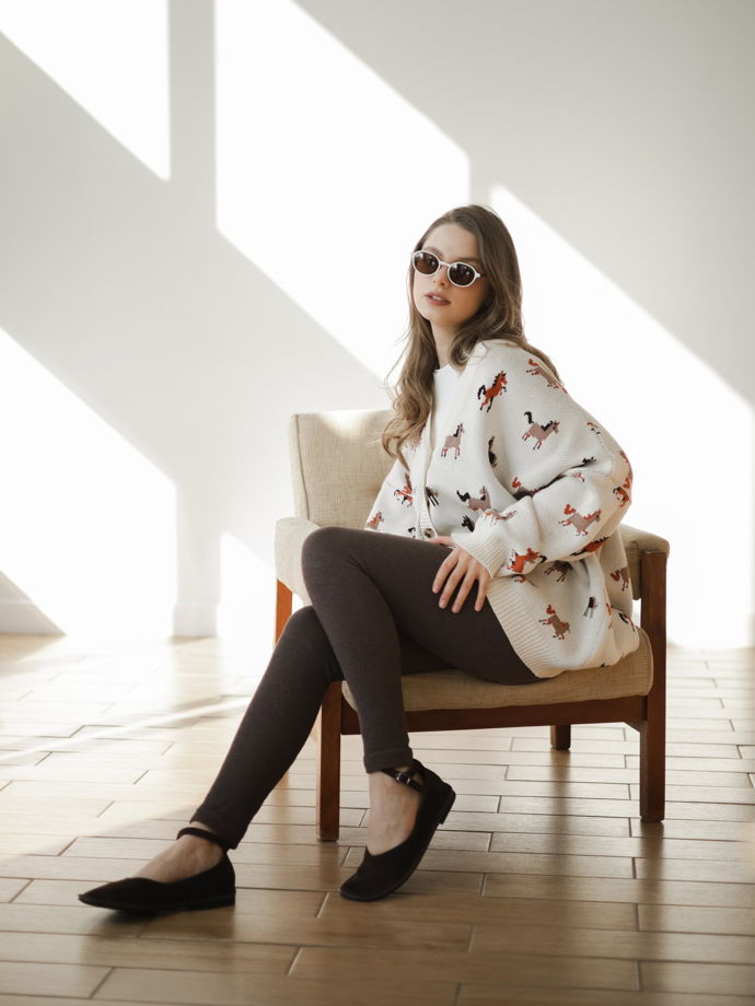 Кардиган с лошадками