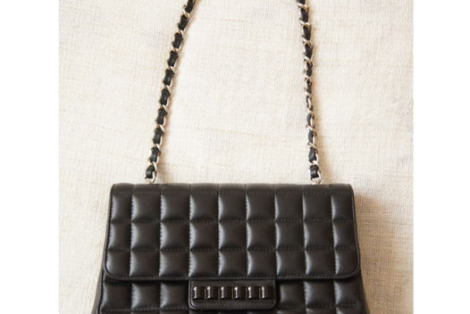 Сумка стеганая на цепочке Шанель Chanel винтаж натуральная кожа