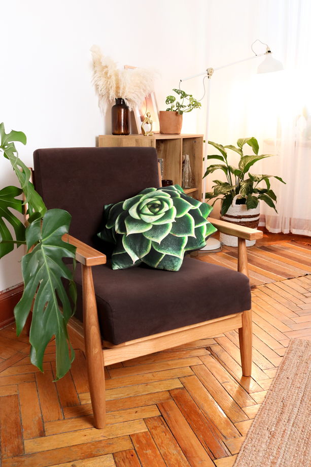 Декоративная подушка для дивана или кресла "Фабиола"