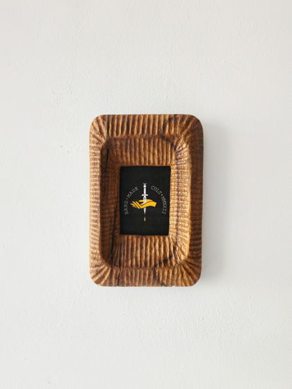 Резная рамка из дуба