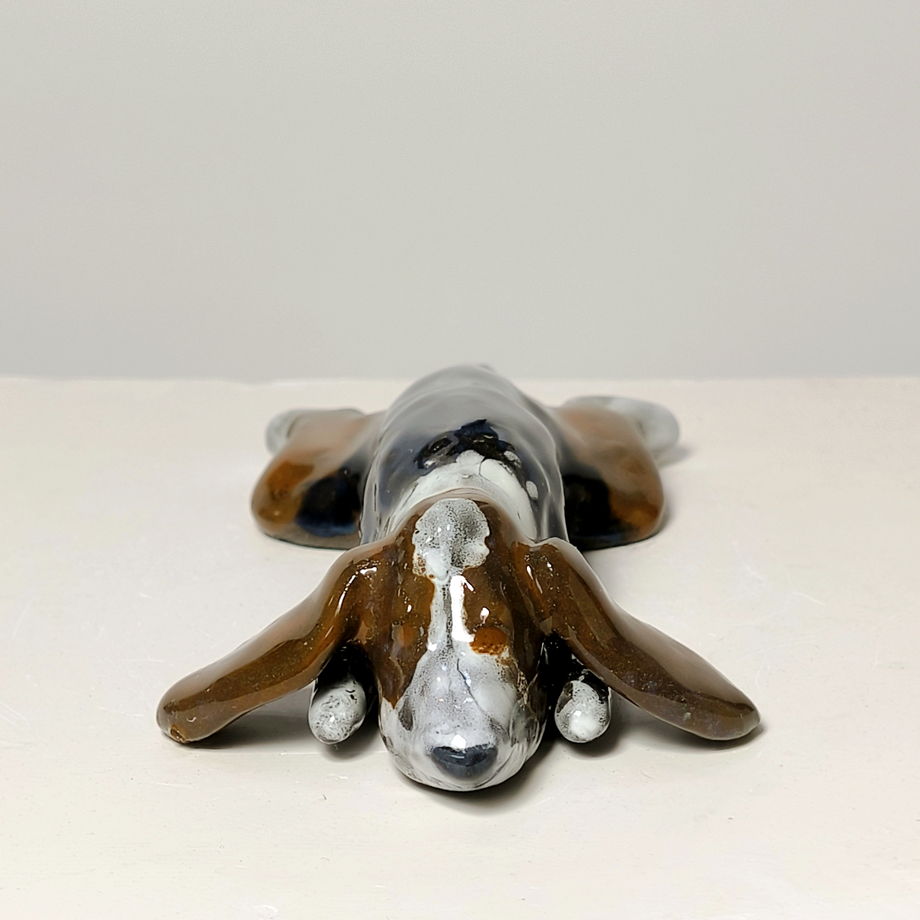 Статуэтки собаки бассеты и корги