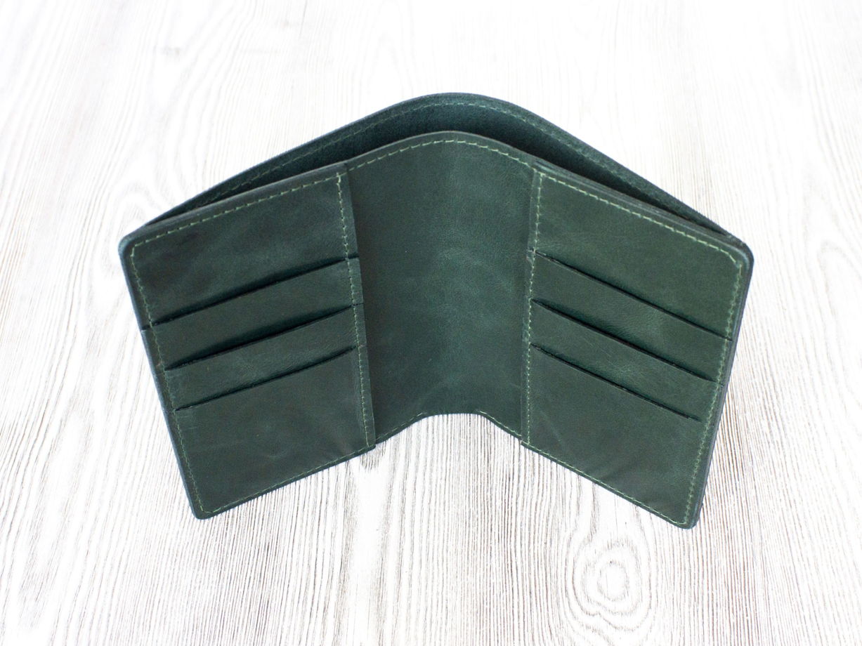 Портмоне из натуральной кожи для прав, СТС, банкнот, пластиковых карт, паспорта, страховки. VIRKUNEN