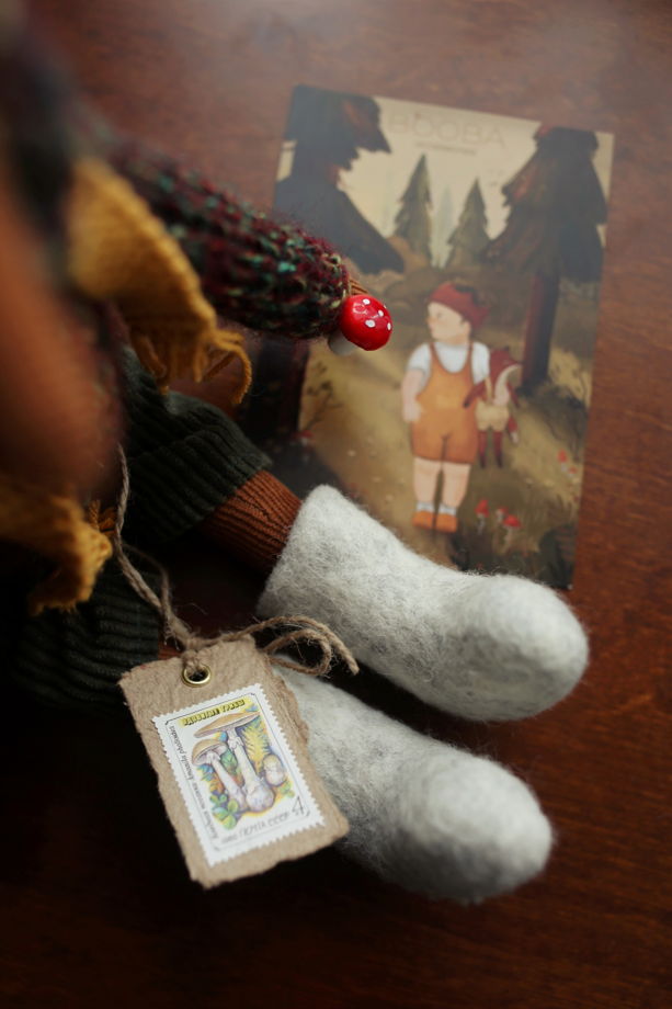 Мягкая игрушка: "Лис зимний"в валенках и свитере. Подарок на Новый год.