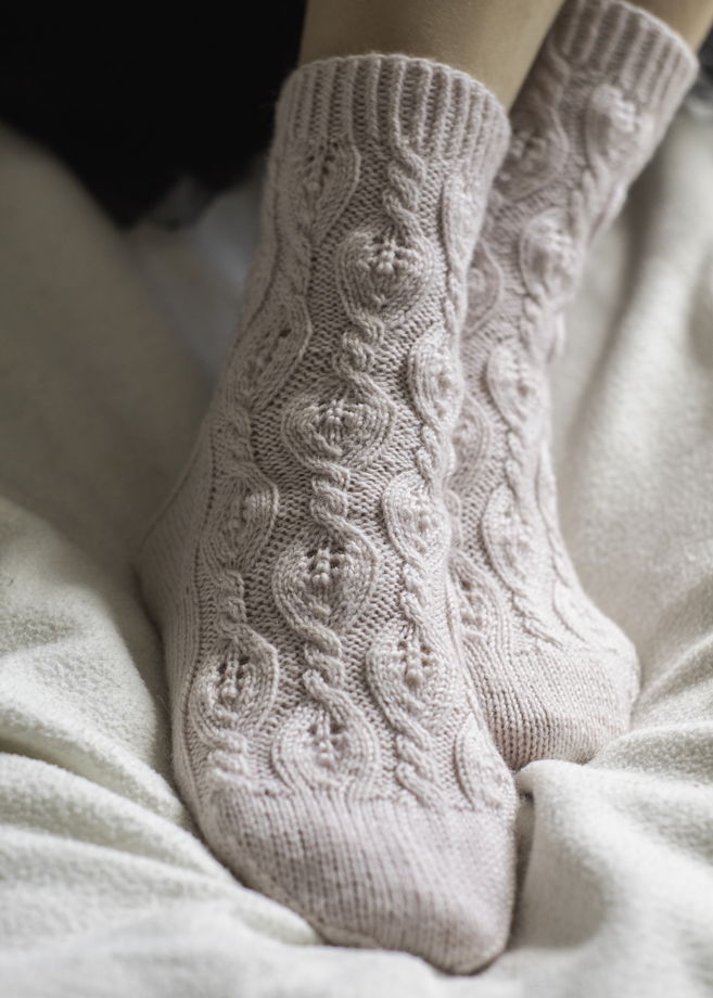 Вязаные шерстяные женские носки