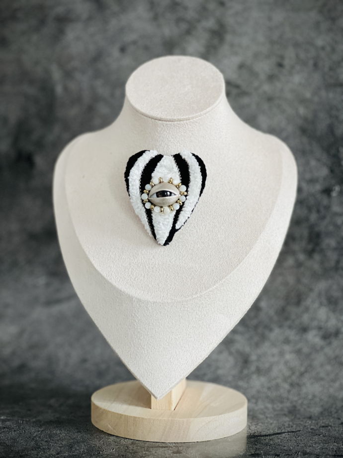 Брошь Сердце с глазом Всевидящее око таро брошка необычный подарок