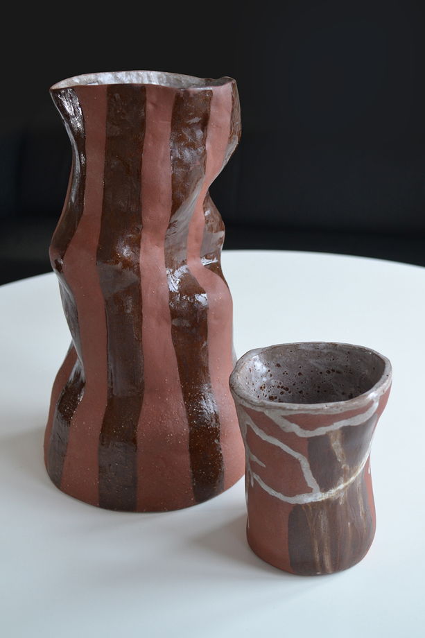 Керамическая ваза в полоску