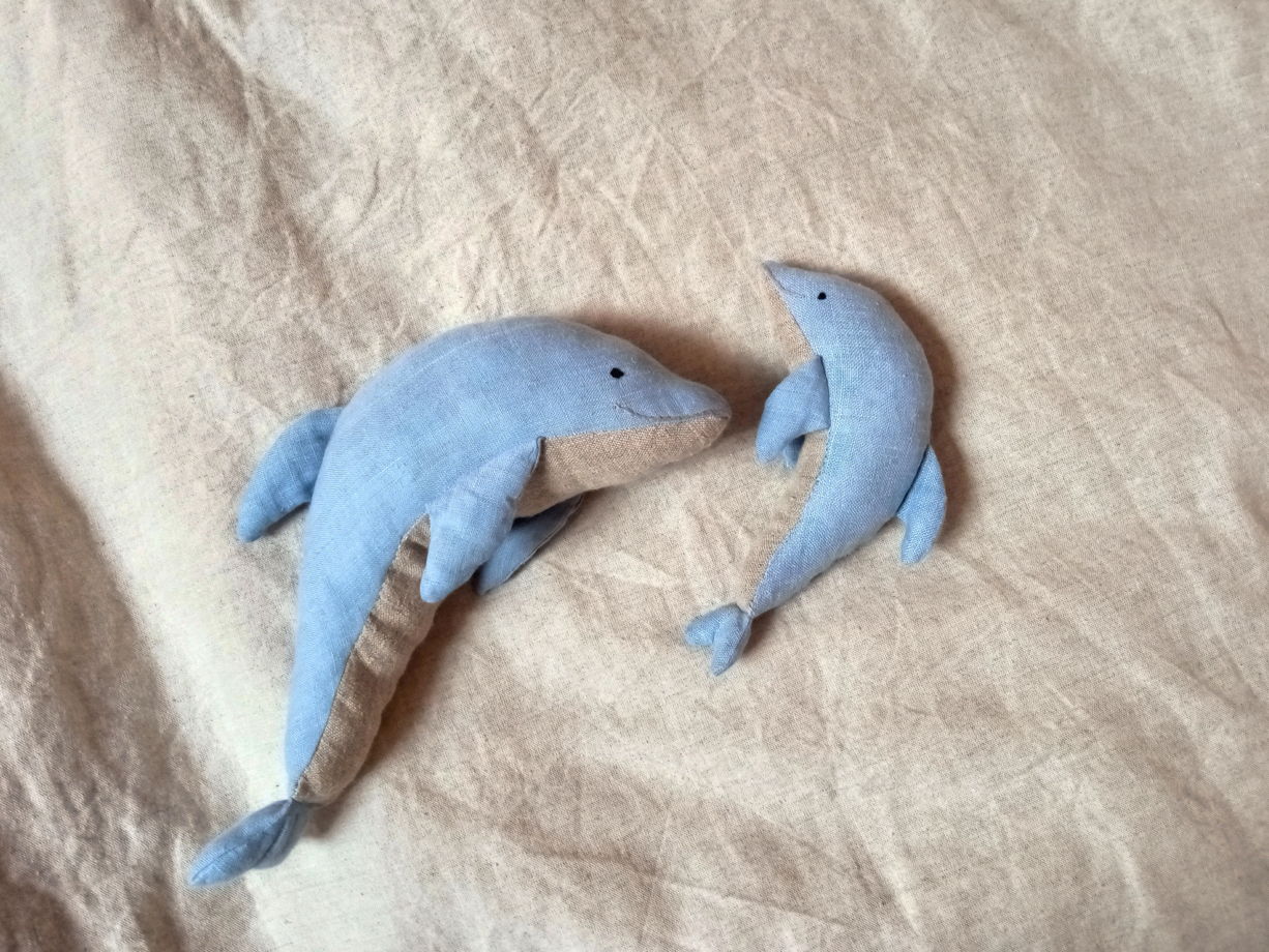 Льняные дельфины ручной работы, набор из 2 шт. (голубой/серый)