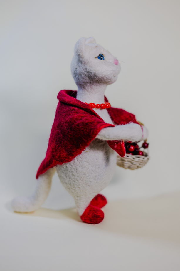 Декоративная игрушка  — "Кошка сибирская"