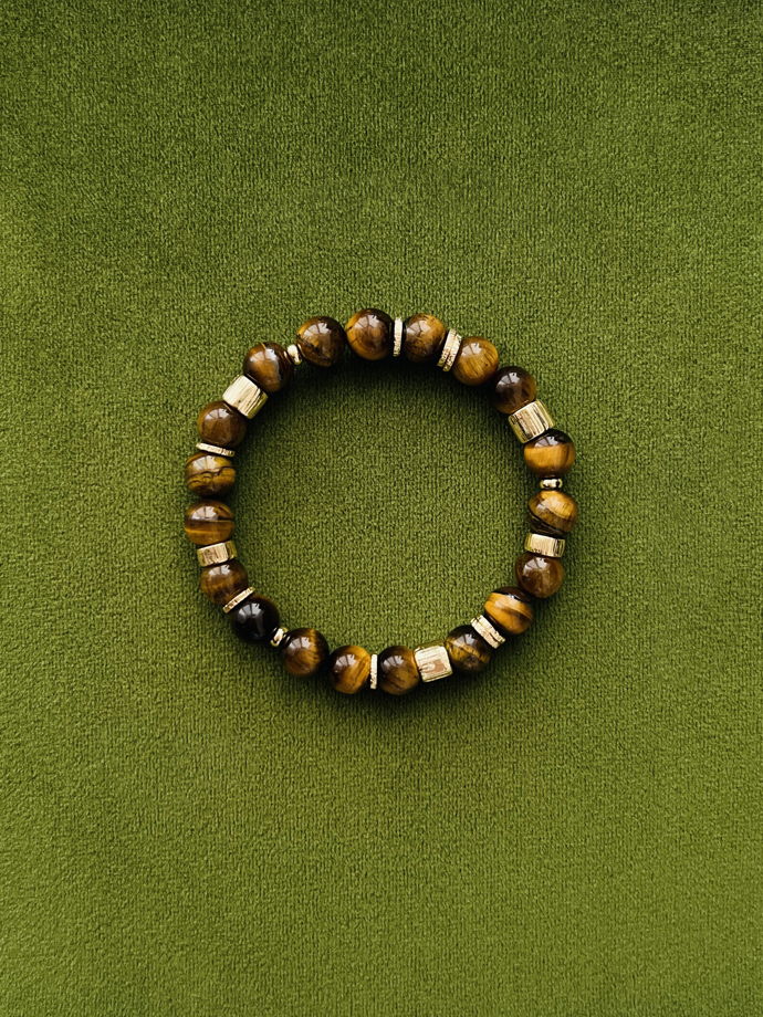 Браслет на резинке из тигрового глаза и металлических вставок под золото