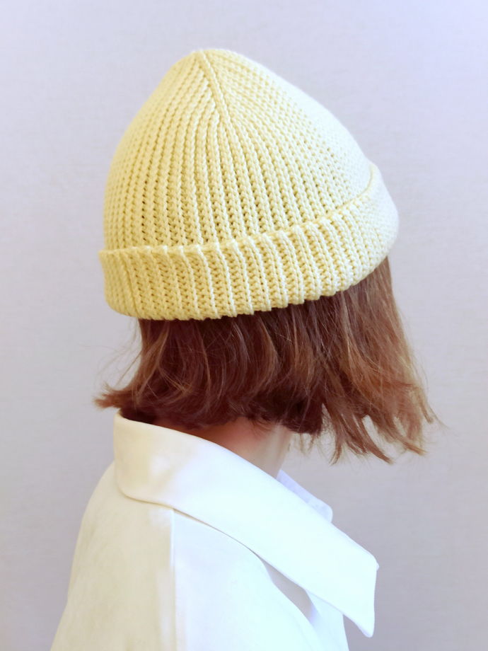 Желтая вязаная шапка унисекс из шерсти мериноса и натурального шелка ручной работы