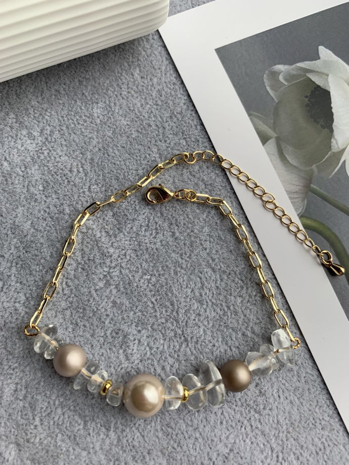 Браслет с жемчугом Майорка и горным хрусталем «Хрустальный мост»