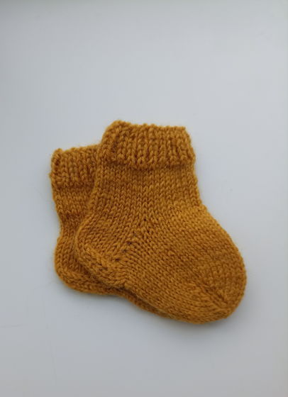 Детские вязаные носочки на 0-3 месяца