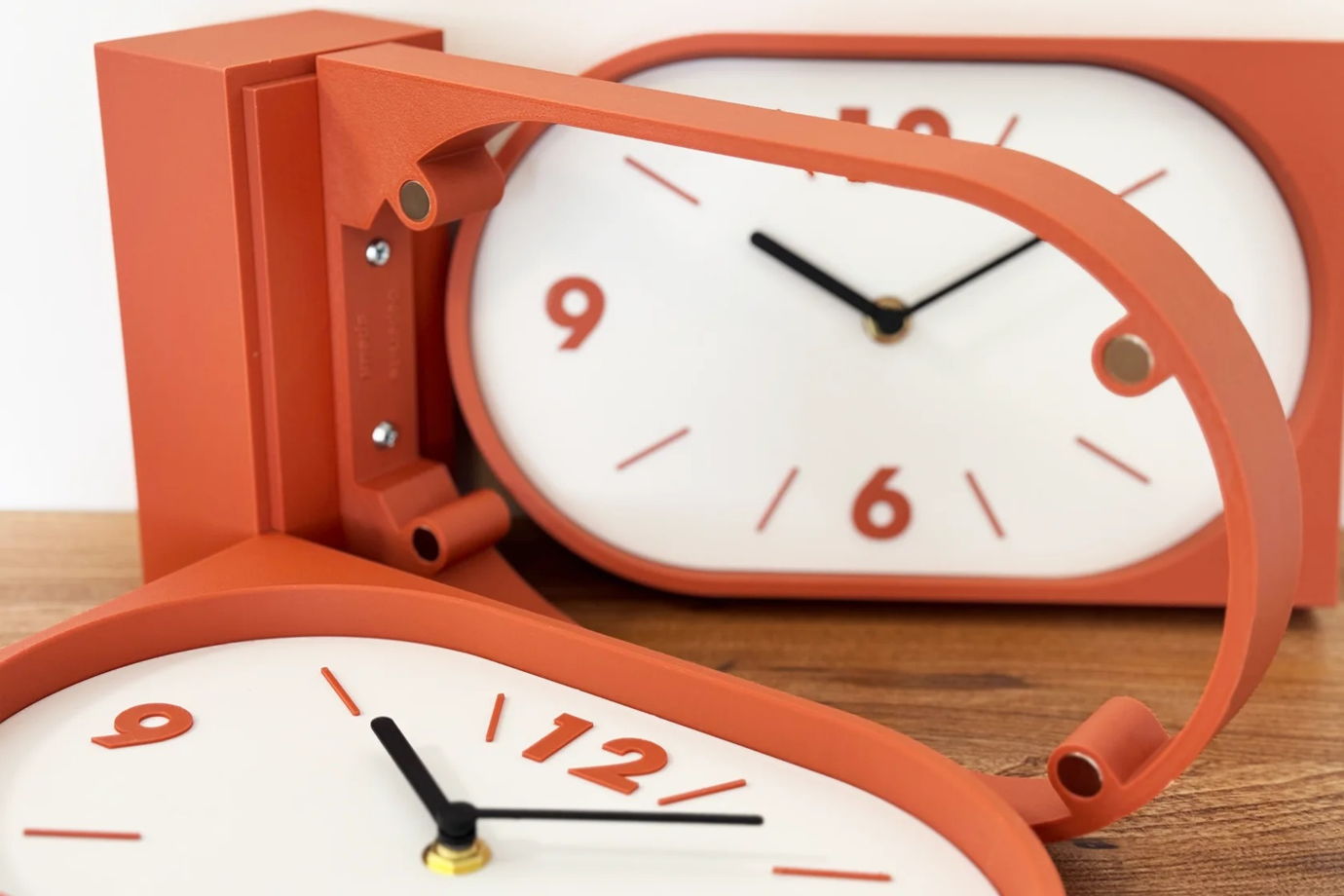 Настенные двусторонние часы, терракотовые