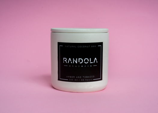 Ароматическая свеча «Амбра и табак» Randola 200мл