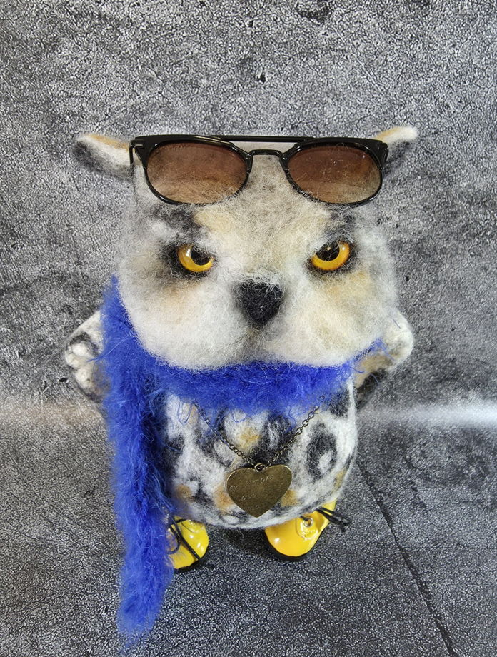 Игрушка из шерсти "Мадам Сова"