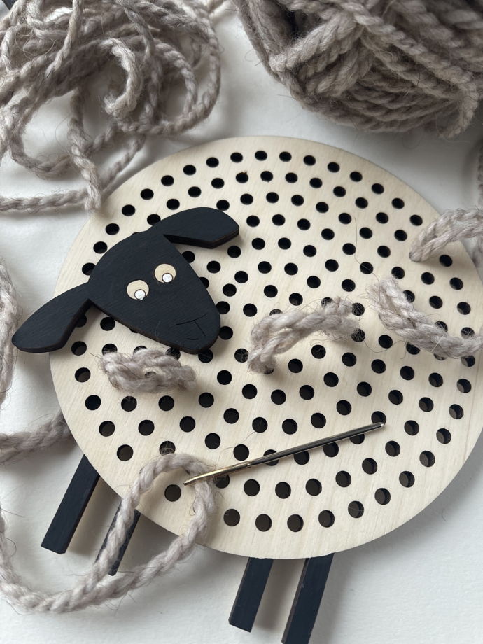 Набор для семейного творчества "Барашки из Заморья" из натуральных материалов