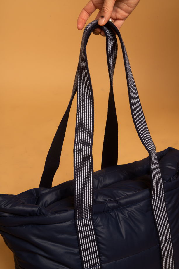 Синяя большая сумка с декоративными стропами и подкладом ручной работы