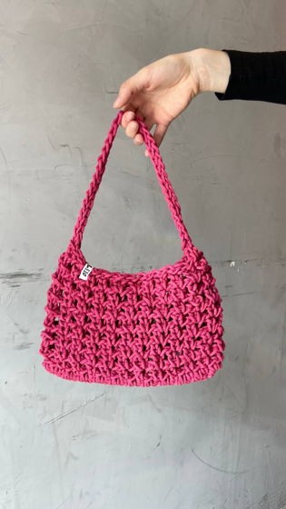 вязаная сумка из хлопка розовая