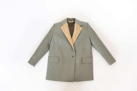 Кожаный пиджак со спинкой на пуговицах/Olive