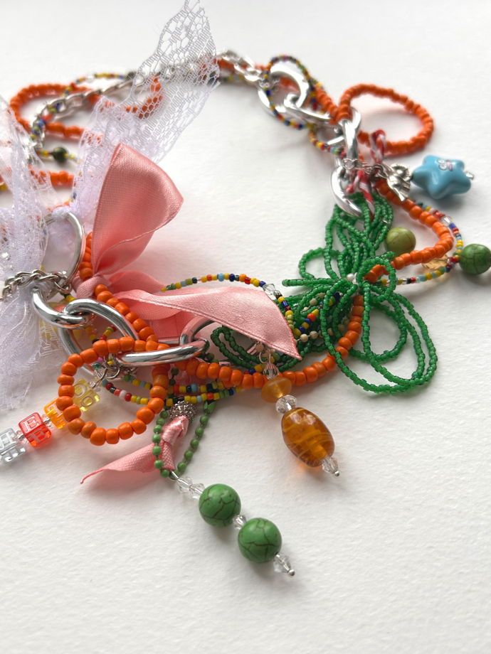 Колье из цепочек, бисера и бусин «Маврина»