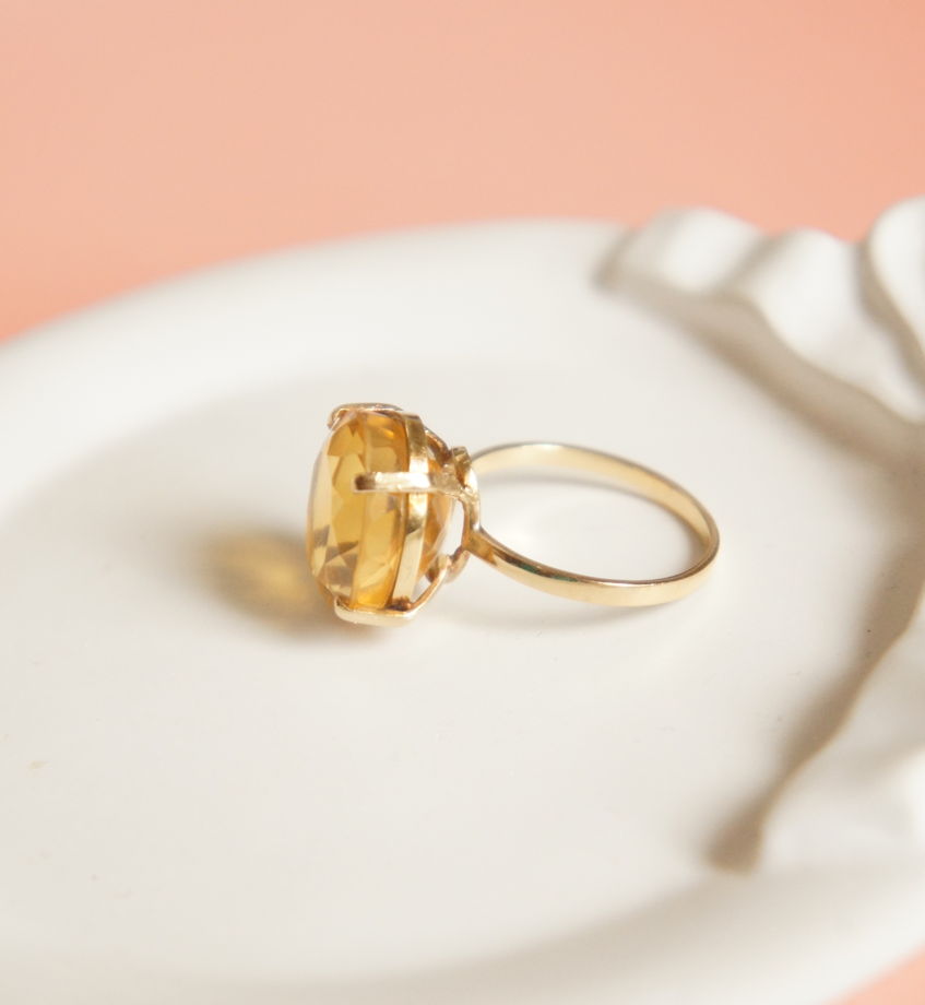 Кольцо золото желтый топаз Бразилия винтаж