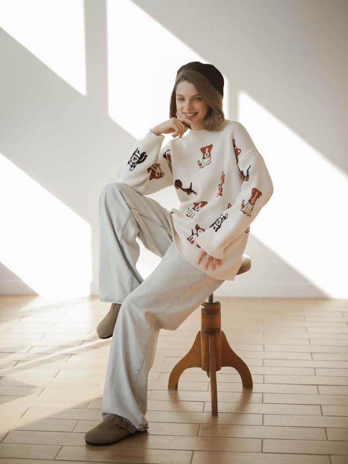 Свитер с собаками