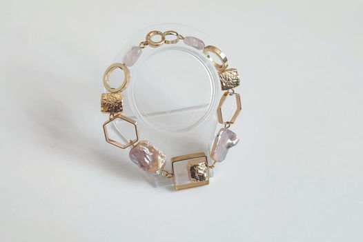 Браслет из барочного жемчуга