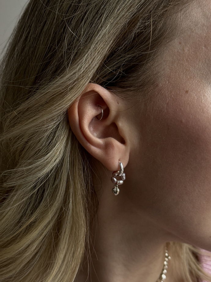 Серьги из серебра с подвесом из жемчуга