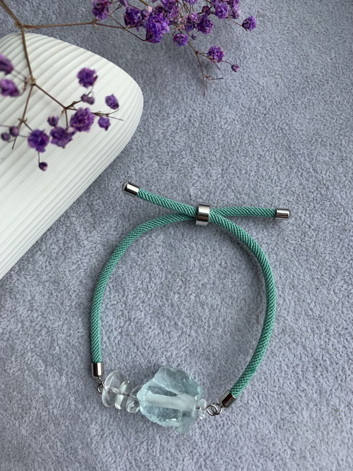 Комплект с аква кварцем и горным хрусталем «Ледяной цветок»