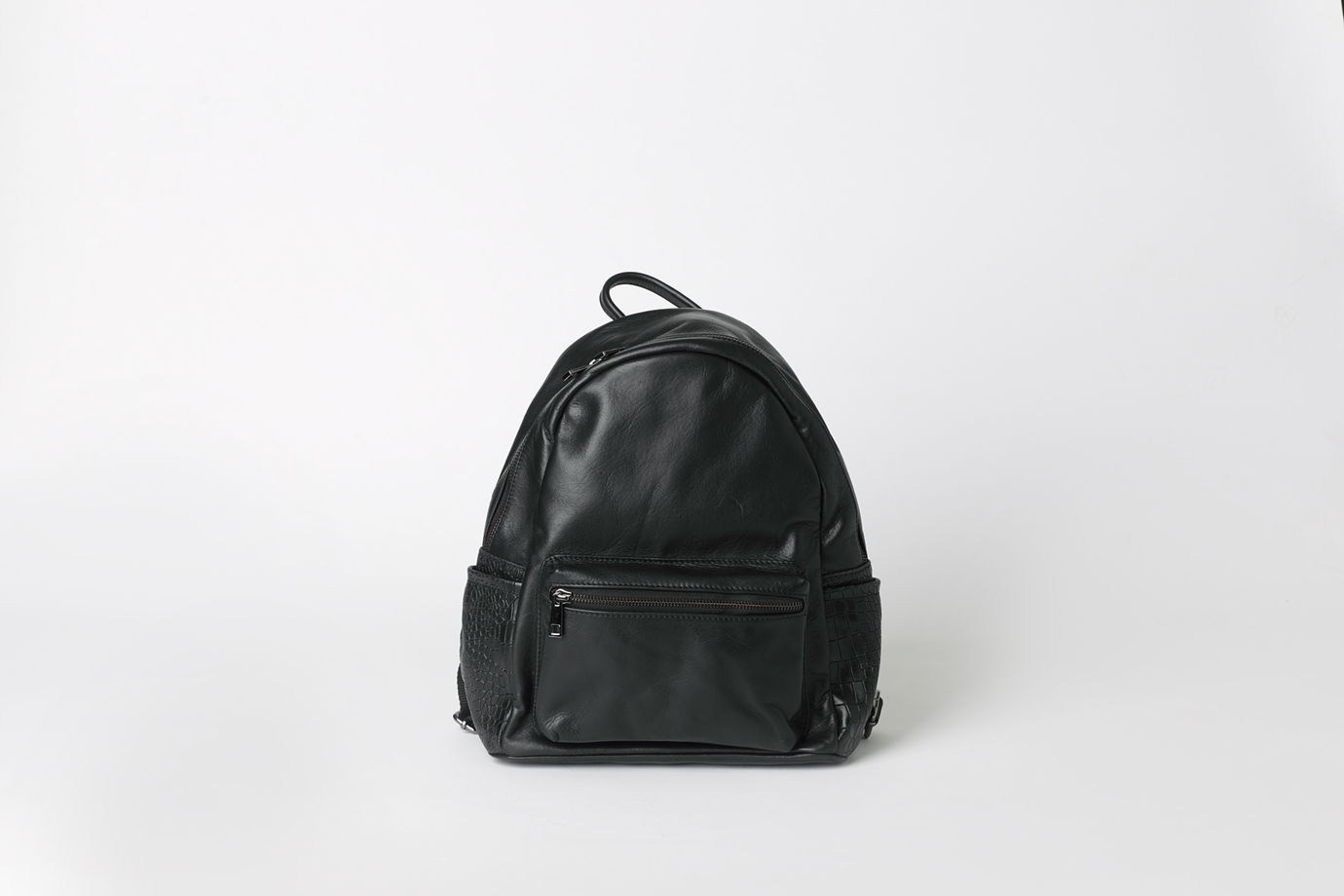 Черный кожаный рюкзак на подкладке - LACERTA - real leather backpack. В наличии в Москве