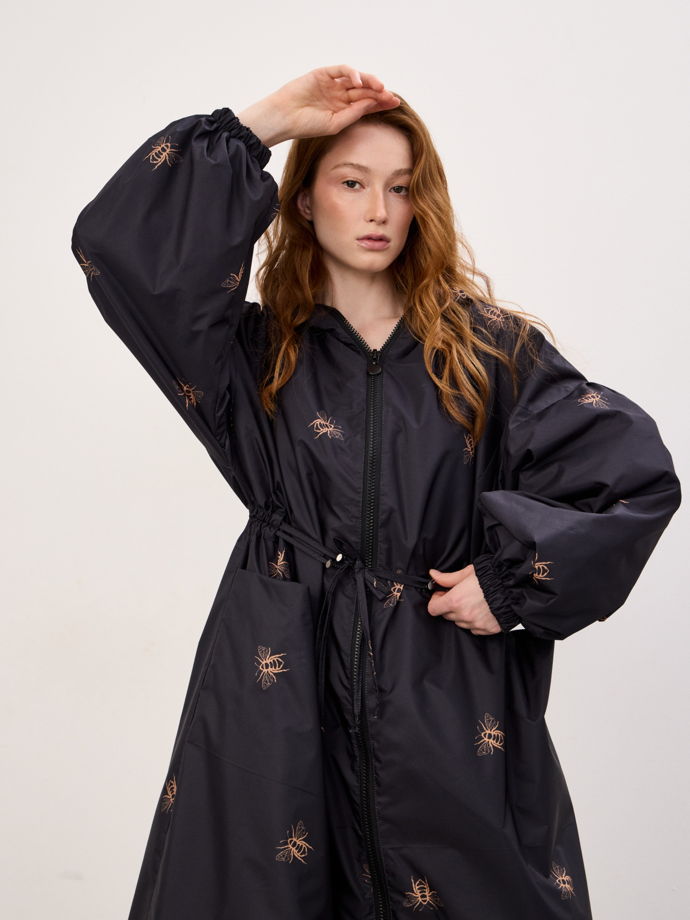 Плащ с пчелками