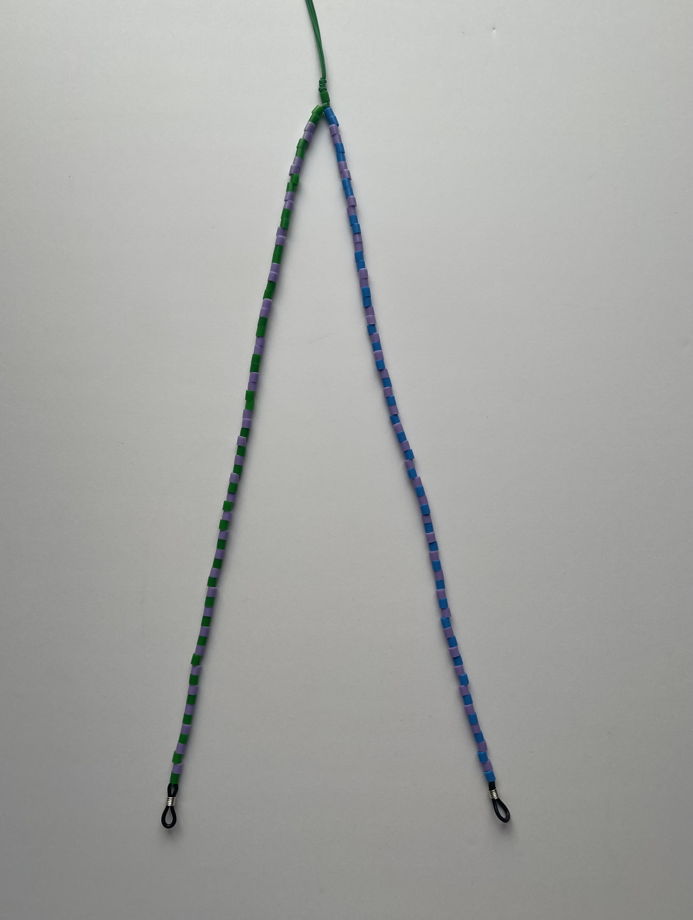 Холдер подвеска для очков из бусин сиреневого, зеленого и голубого цветов