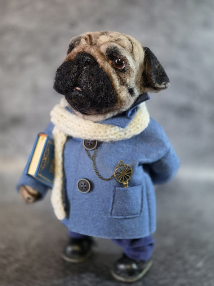 Войлочная интерьерная игрушка "Мопс Осип"