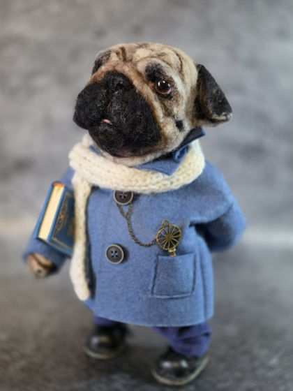 Войлочная интерьерная игрушка "Мопс Осип"