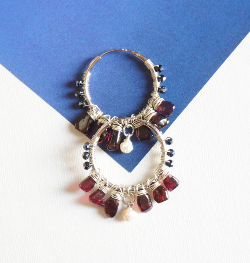 Серьги кольца конго плетеные wire wrapped из проволоки серебро гранат жемчуг