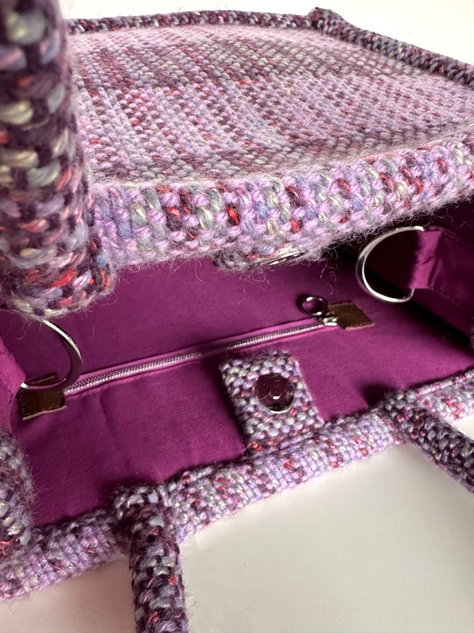 Женская фиолетовая сумка тоут из твида ручной работы.