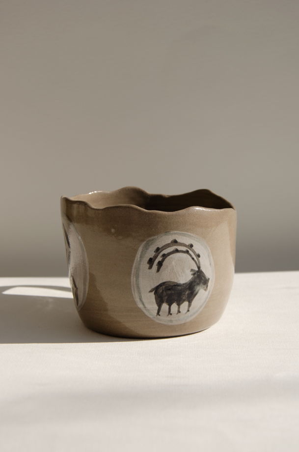 Чашка со скошенным краем «Иранский козлик»