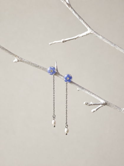Серьги с лесными незабудками и жемчугом