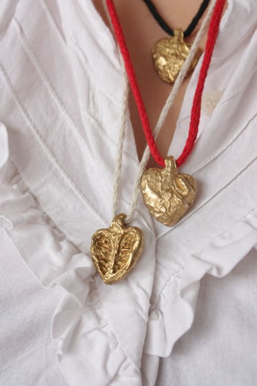 Бронзовый кулон - сердце