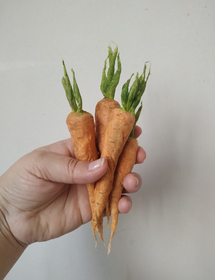 Ватная ёлочная игрушка "Морковка". Есть разные размеры.