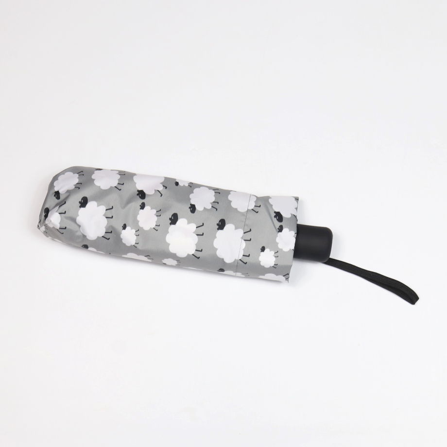 Серый зонтик с овечками