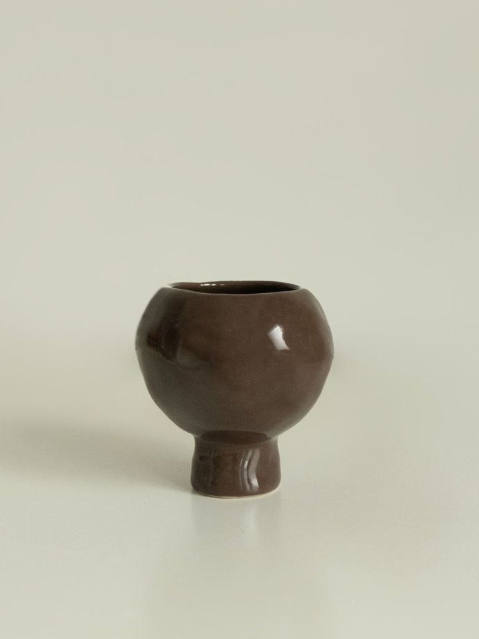 Ваза керамическая для кензана шоколадного цвета