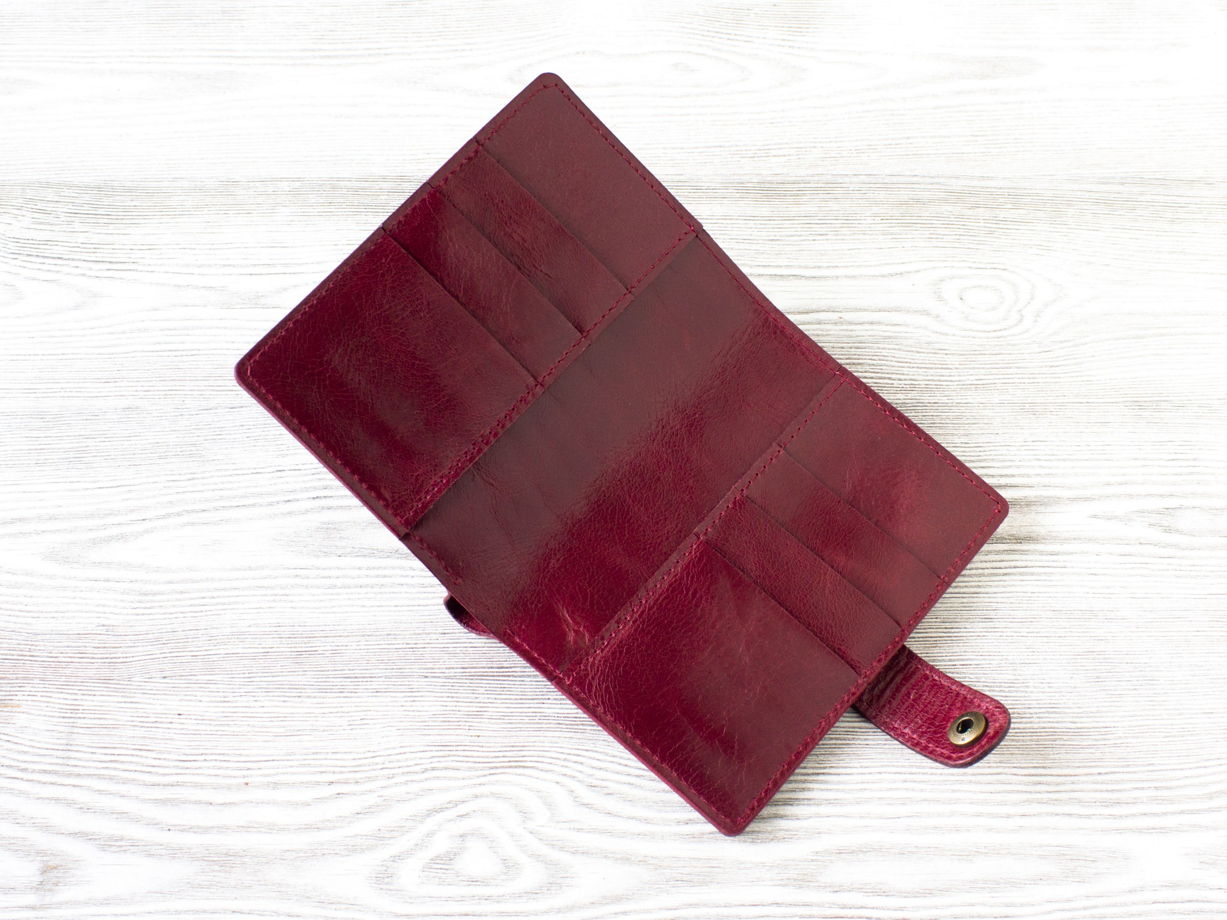 Портмоне из натуральной кожи для прав, СТС, банкнот, пластиковых карт, паспорта, страховки. VIRKUNEN